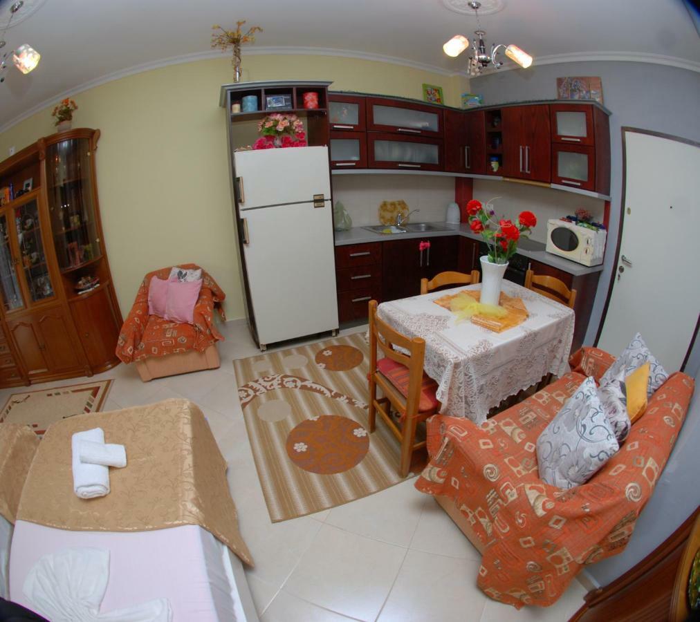 Eduart Apartments Sarandë 외부 사진