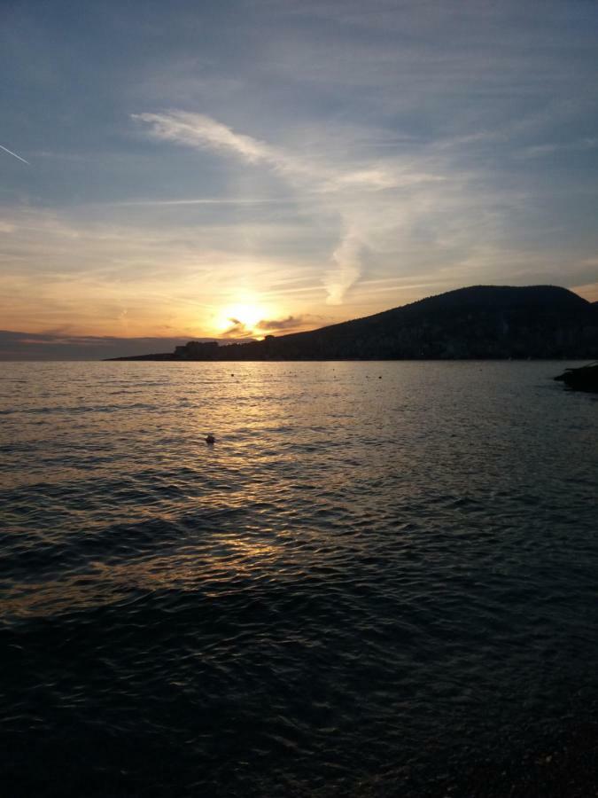 Eduart Apartments Sarandë 외부 사진