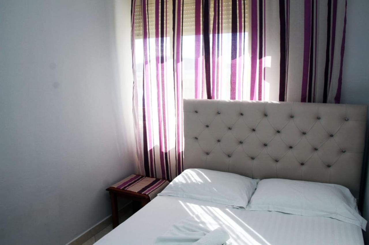 Eduart Apartments Sarandë 외부 사진